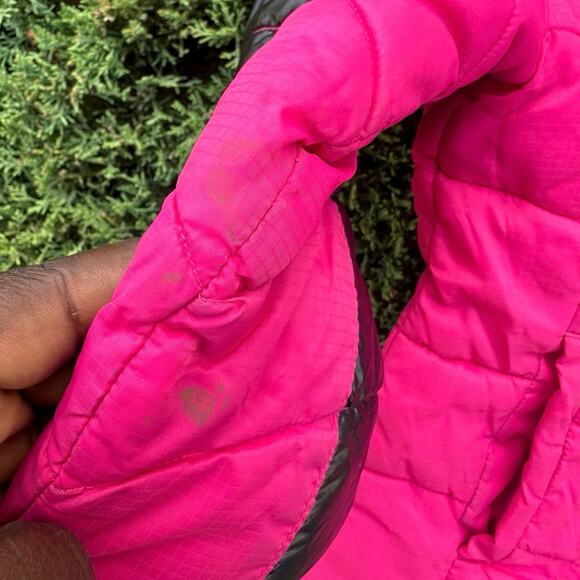 Nike Little Kid Girls Colorblock Hooded Puffer Jacket Size 4 XS Pink Black - Picture 7 of 13